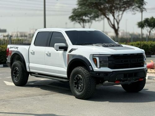 Ford F 150 Raptor GCC SPEC UNDER WARRANTY AND SERVICE CONTRACT