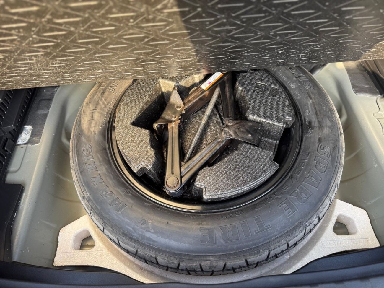 Toyota RAV4 Hybrid XSE Full Option