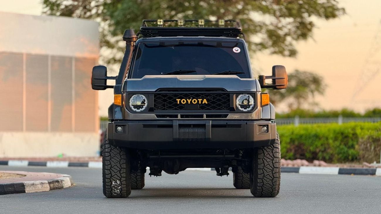 Toyota Land Cruiser Pick Up MODIFIED TO 2025 MODEL | MANUAL TRANSMISSION | DOUBLE CABIN | SPORTS BAR WITH BASKET | 4.5L DIESEL