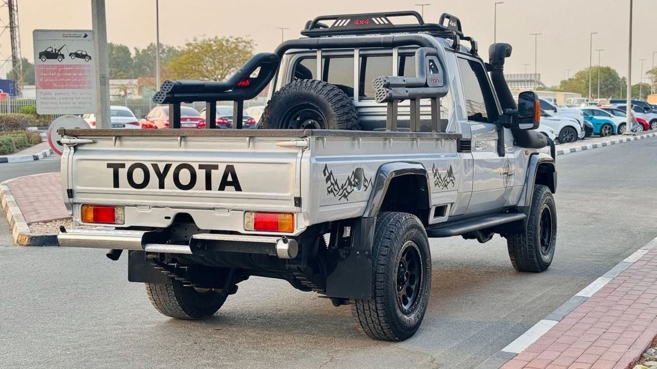 Toyota Land Cruiser Pick Up AFTER MARKET MODIFIED | SINGLE CABIN | 4.5L DIESEL ENGINE | MANUAL TRANSMISSION | RHD