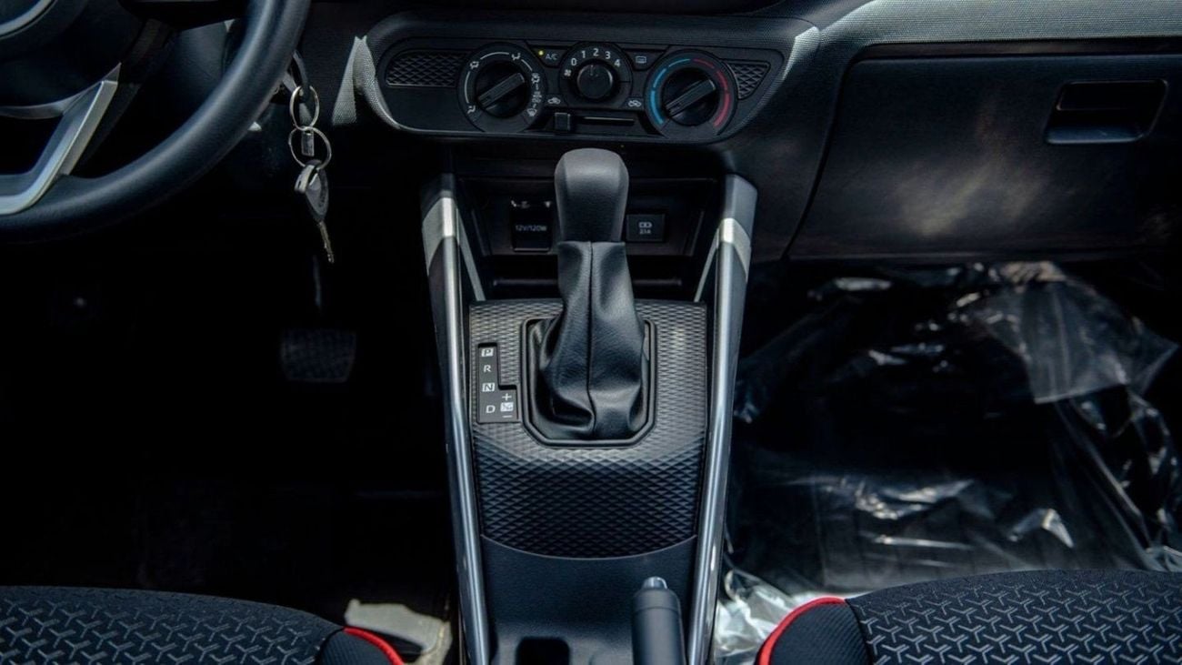 تويوتا ريز toyota raize 2023 1.0l auto v3 petrol