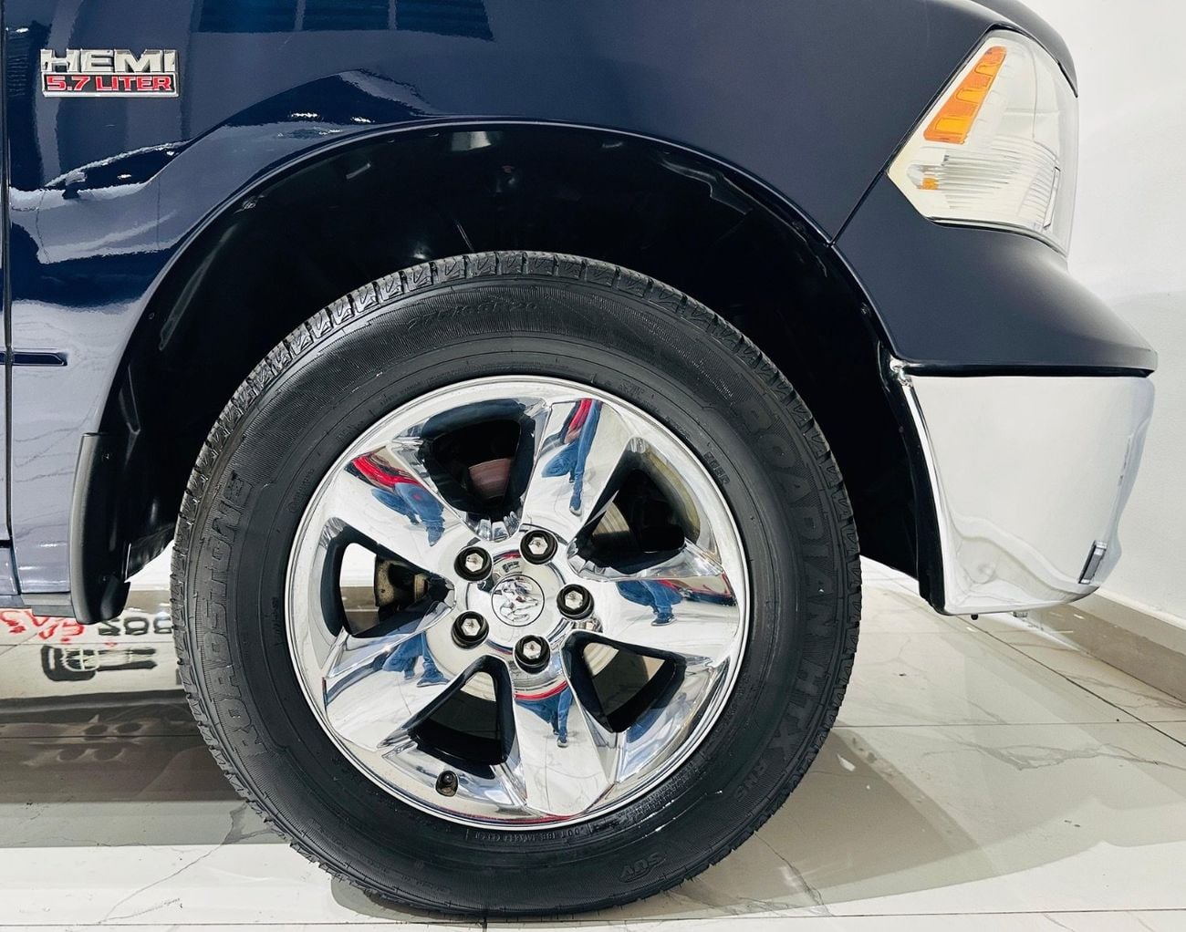 رام 1500 Classic 5.7L Single Cab Utility (2 Seater)