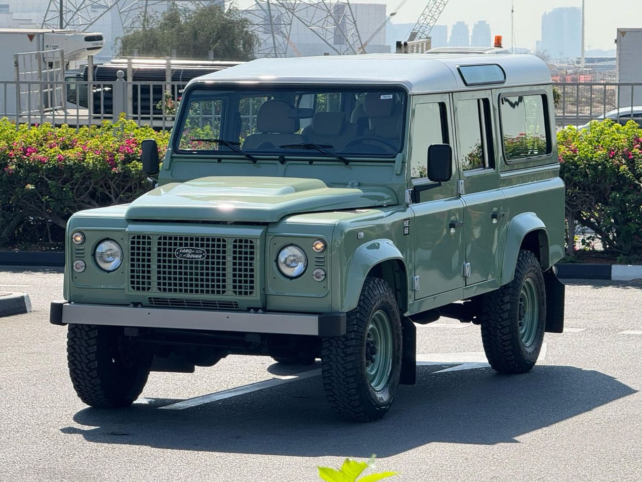 Land Rover Defender GERMAN SPEC LESS KILOMETER