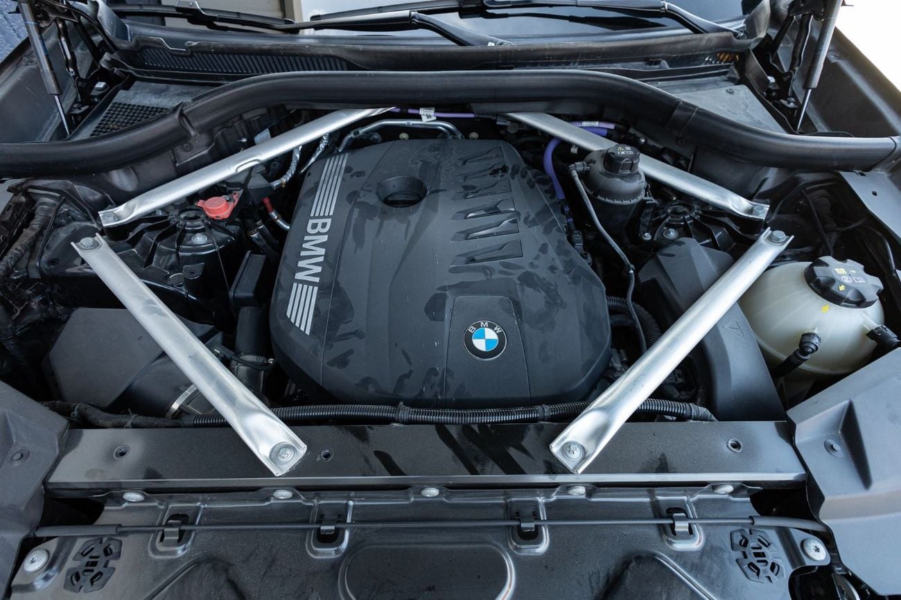 بي أم دبليو X6 40i M Sport 3.0L