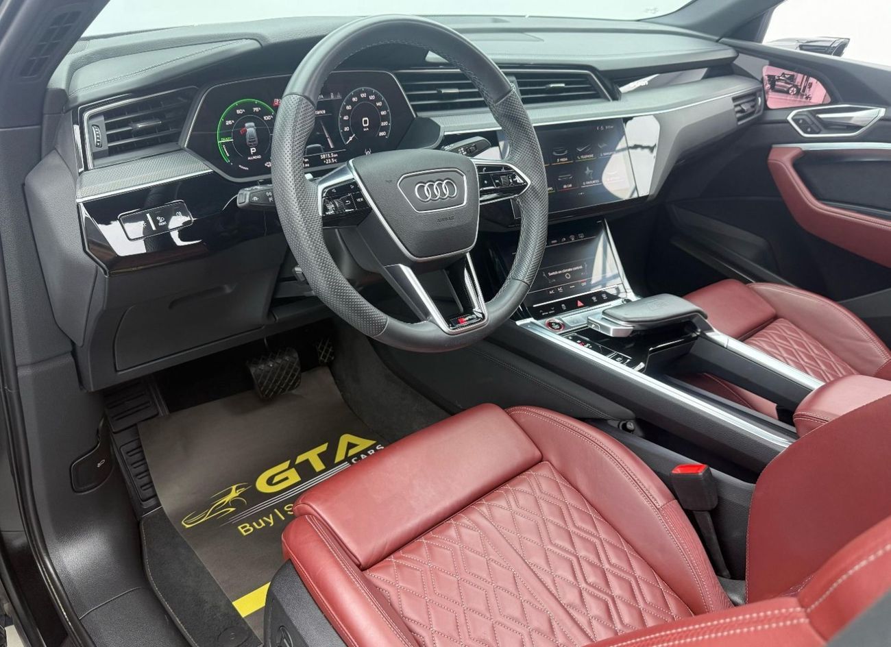 Audi etron S 95kWh (496 HP) 2023 Audi E-Tron S,ِ ِ2027Audi Warranty + Service Pack, Excellent Condition, GCC