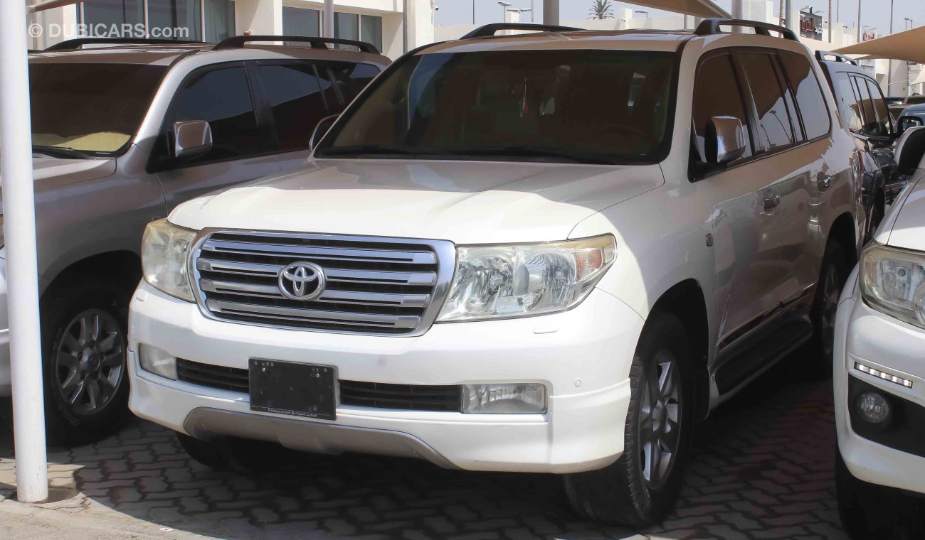 Toyota Land Cruiser VXR V8