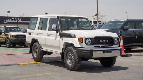 Toyota Land Cruiser 70 LX 2.8L Diesel A/T