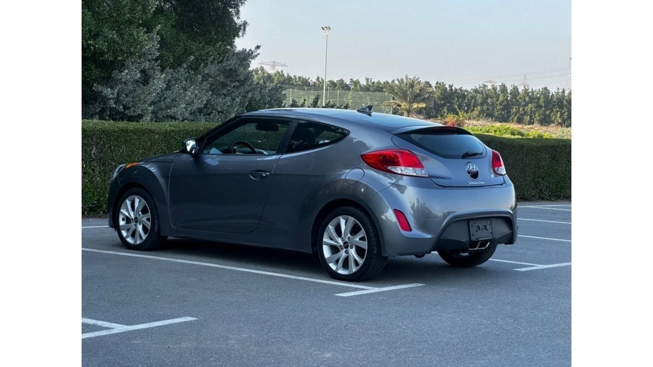 هيونداي فيلوستر سبورت موديل 2017 حاله ممتازه جداا من الداخل والخارج 1600سي سي