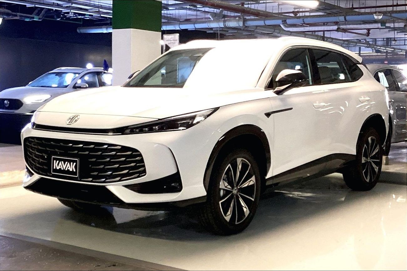 أم جي HS Deluxe | National Day Celebration | شامل الضمان | 0 ﺪﻔﻋﺓ ﺃﻮﻟﻯ