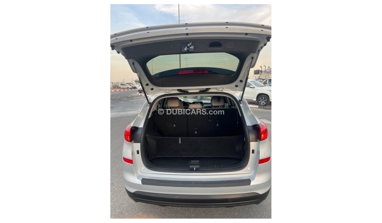 Hyundai Tucson 2019 2.0L KEY START 4x4 USA SPECS - - - FOR UAE PASS AND FOR EXPORT AVAILABLE !!  FOR UAE 5%VAT & 5%