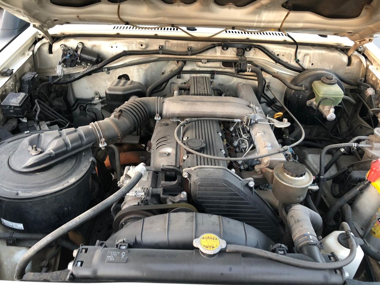 Toyota Land Cruiser 70 LX76, 4.2L DIESEL, ALLOY RIMS 16'', CLEAN INTERIOR AND EXTERIOR, SNORCLE, CODE-24180