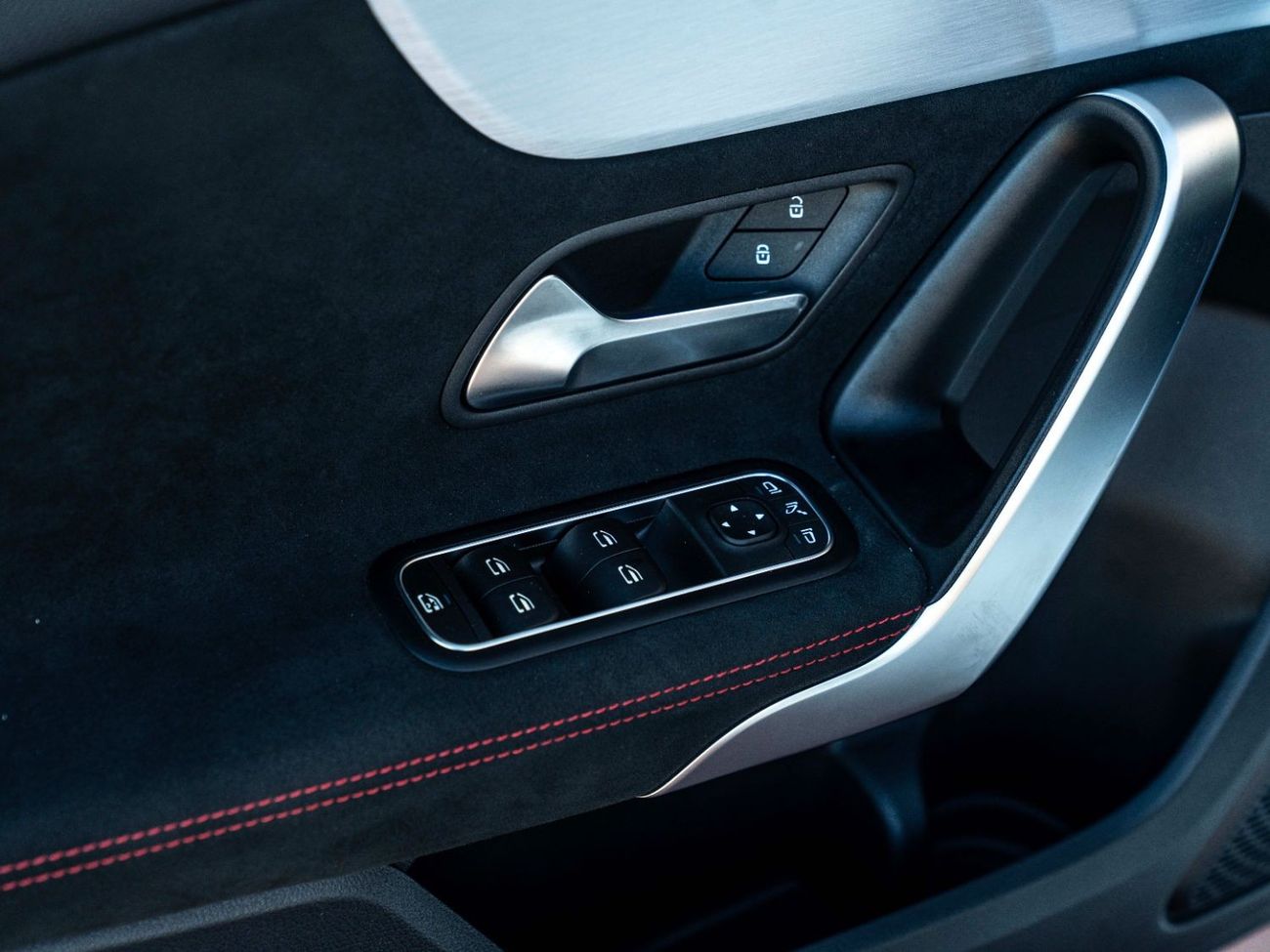 Mercedes-Benz A 200 AMG AED 2,359 PM • A200 AMG • ONLY 9,000 KMS • OFFICIAL MERCEDES-BENZ EMC WARRANTY UNTIL 2027