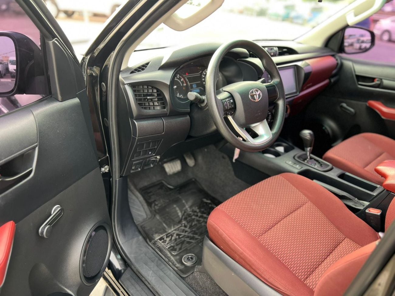 Toyota Hilux 2022 Toyota Hilux GL Adventure Modified - 2.7L V4 - GCC - AWD 4x4- Rear Camera -  Patrol