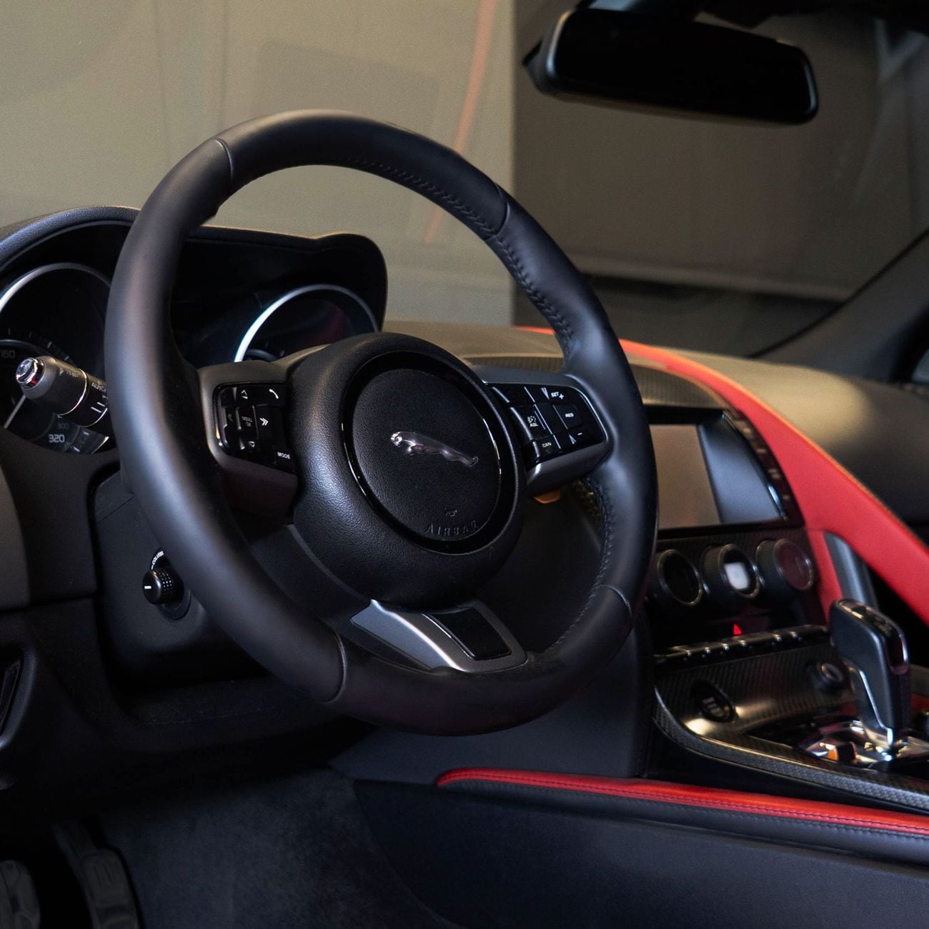 جاكوار F Type S