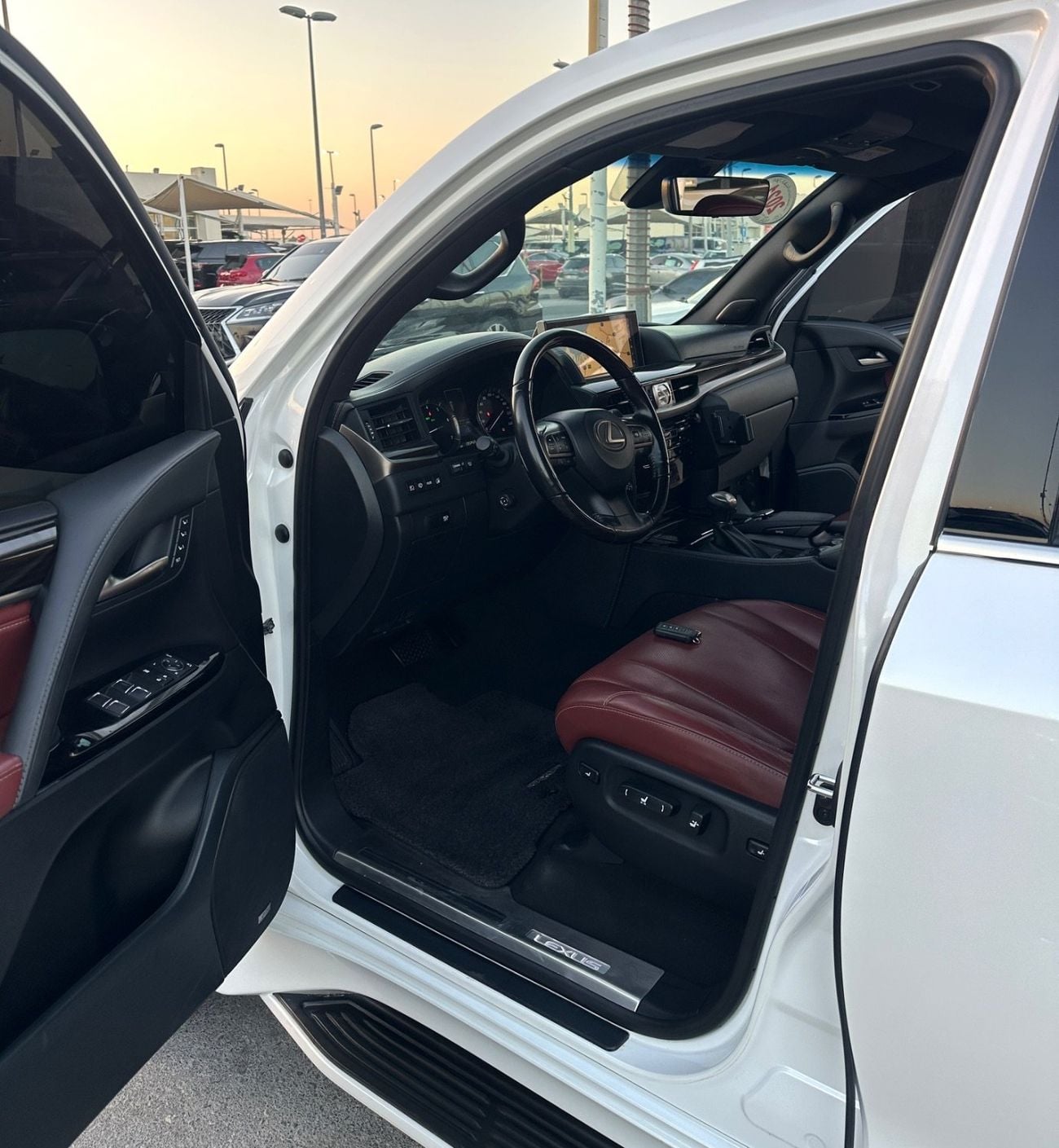Lexus LX570