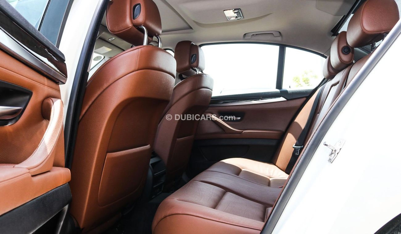 بي أم دبليو 528i i