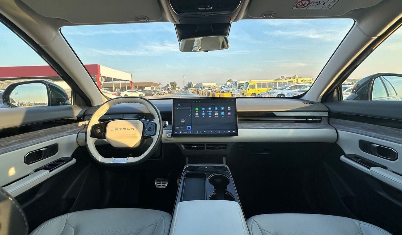 Jetour Dashing Flagship 2024 GCC 1.6L 4 Cylinders Low Mileage Warranty 3 Years