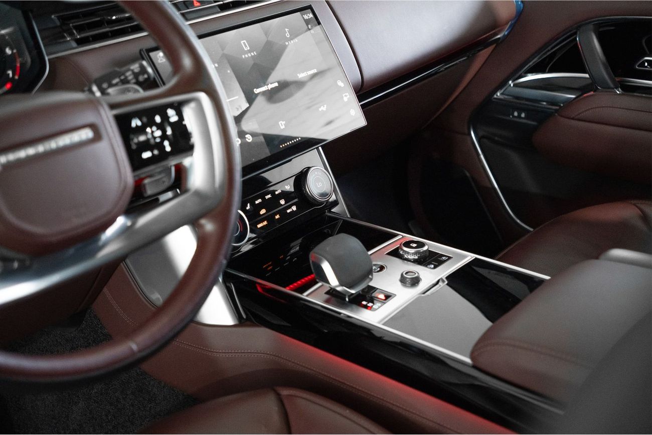 Land Rover Range Rover HSE P530 4.4L