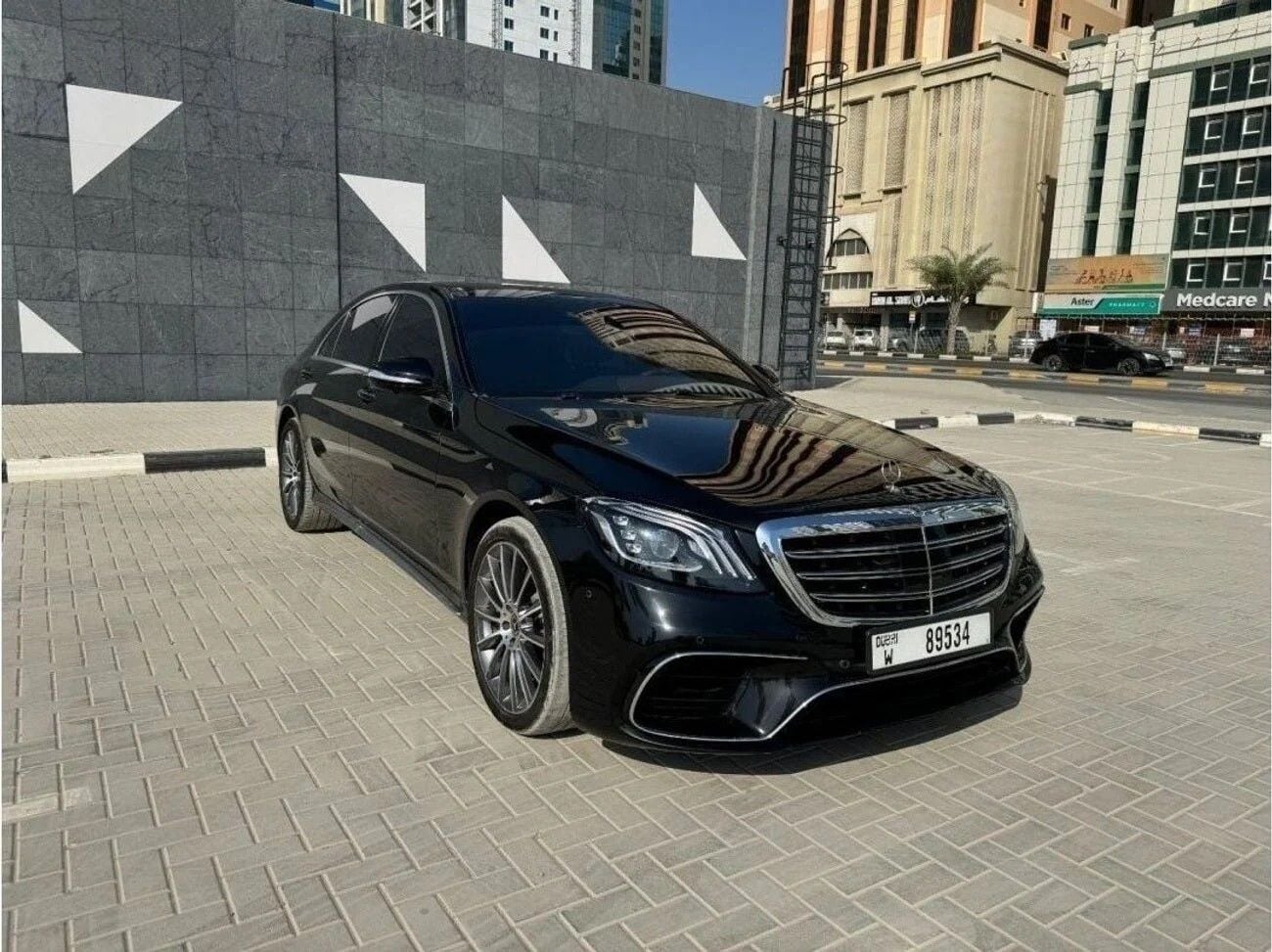 Mercedes-Benz S 63 AMG Std 5.5L