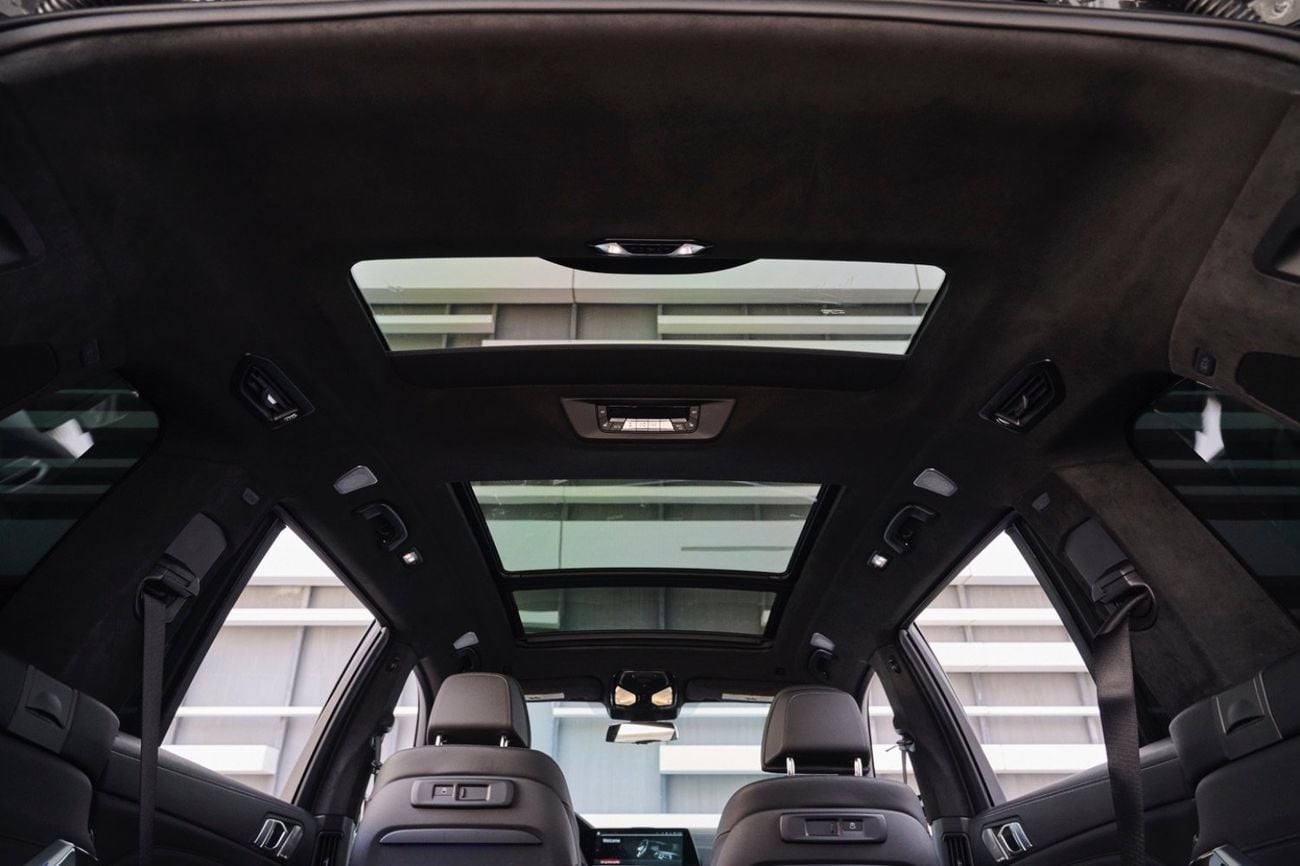 BMW XB7 BMW ALPINA XB &