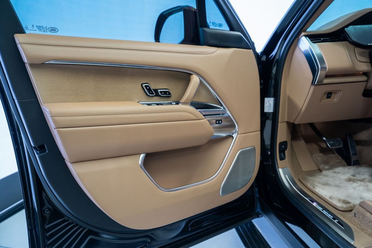 لاند روفر رينج روفر Range Rover SV Autobiography P615