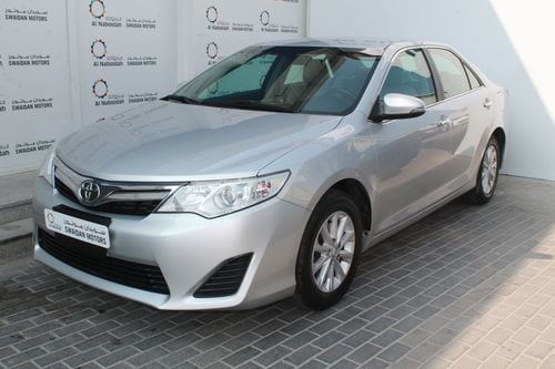 Toyota Camry 2.5L SE 2015 MODEL WITH WARRANTY