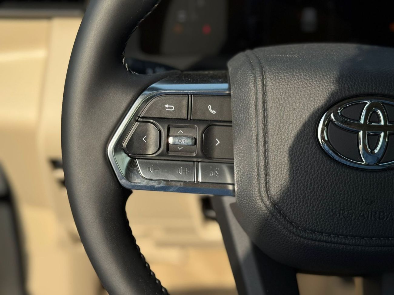 Toyota Land Cruiser GXR 3.5L oyota Land Cruiser GXR 2025 – Twin Turbo – GCC Specs – Brand New