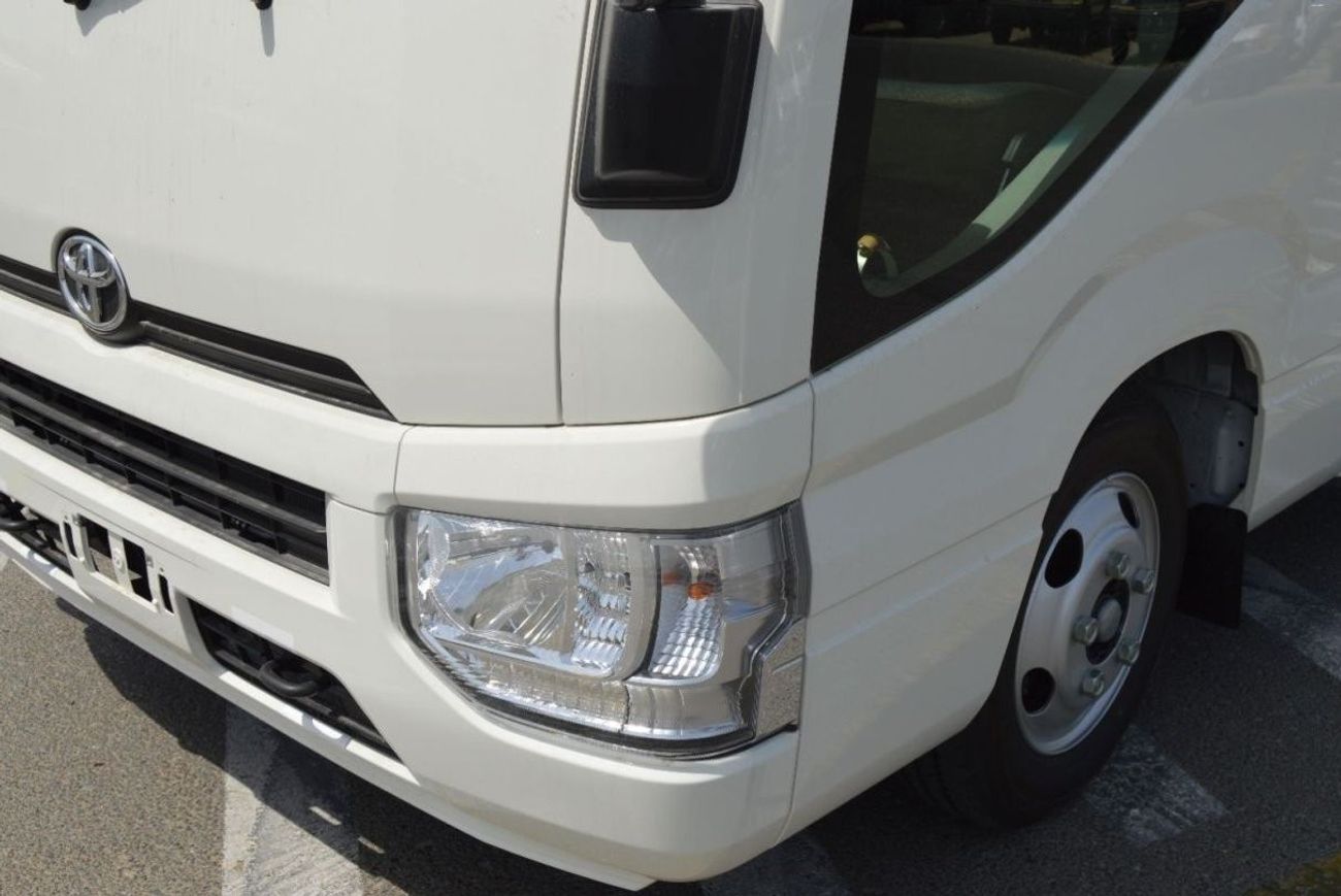 Toyota Coaster 4.2 L Diesel Engine
