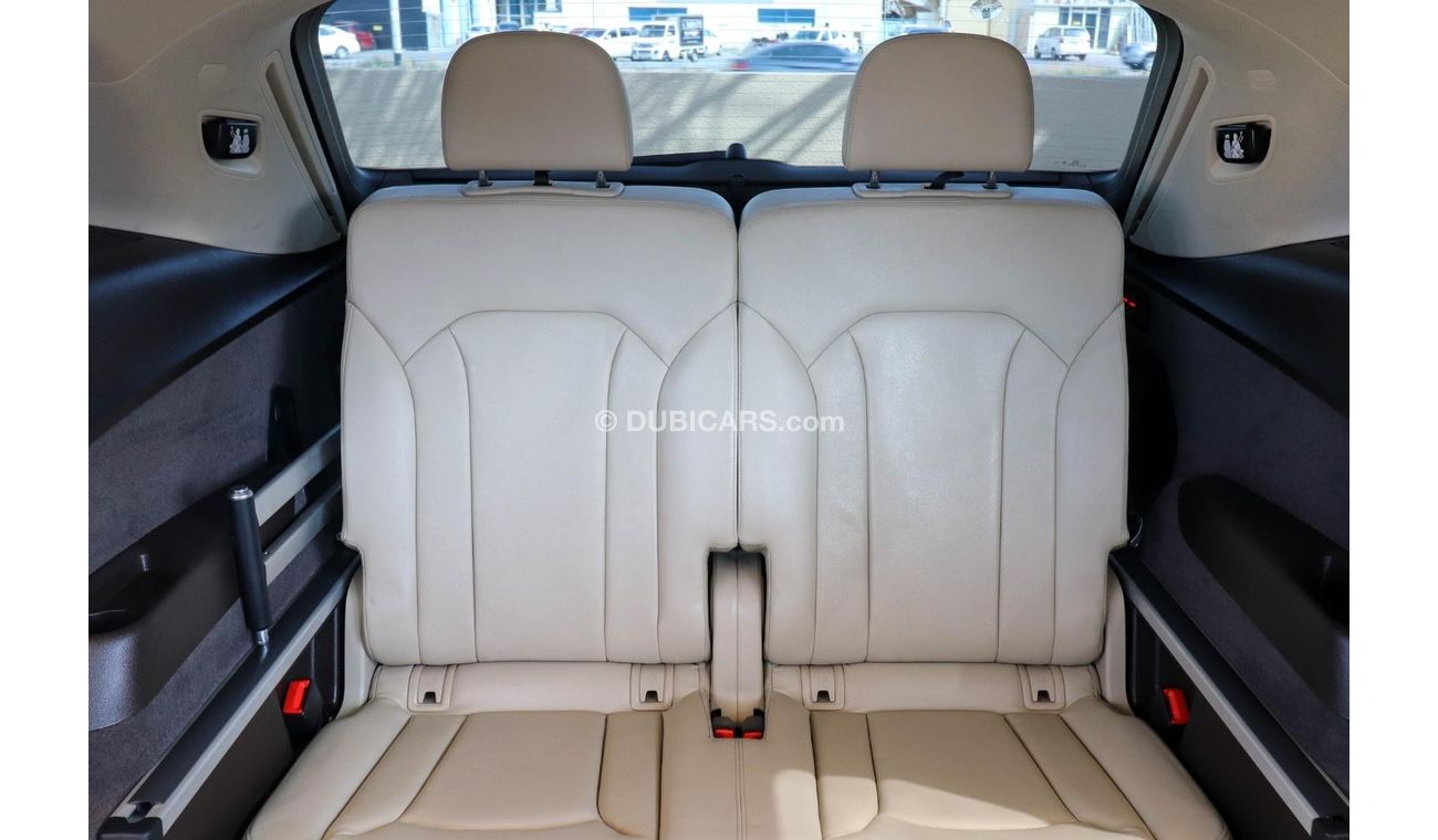 Audi Q7 4MB