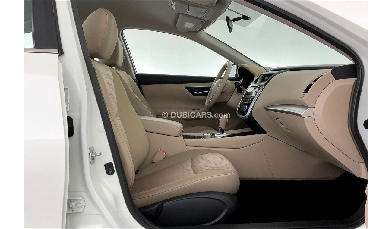Nissan Altima SV