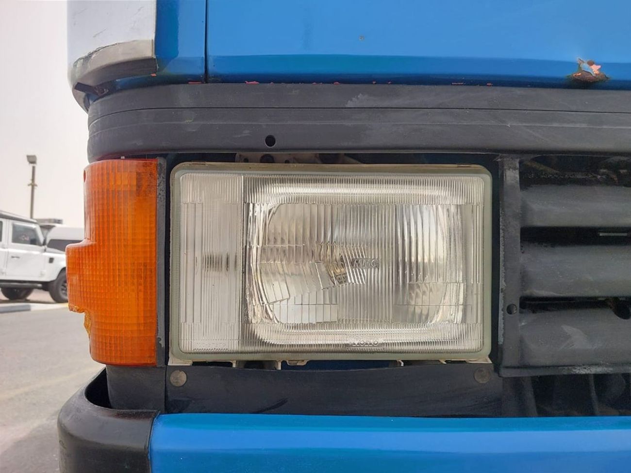 Mitsubishi Fuso Canter MITSUBISHI CANTER DUMPER TRUCK RHD 1987 MODEL 3.5 L DIESEL MANUAL(PM10095)