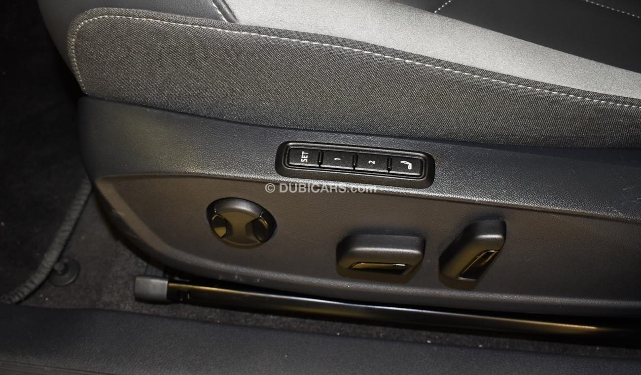 فولكس واجن ID.4 كروز PRO