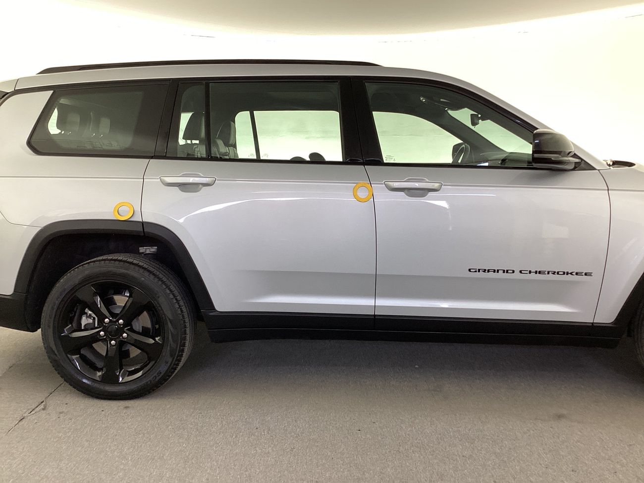 Jeep Cherokee Altitude | Carnival Sale • UP TO AED 20,000 OFF | Guaranteed Warranty | 0 Down Payment