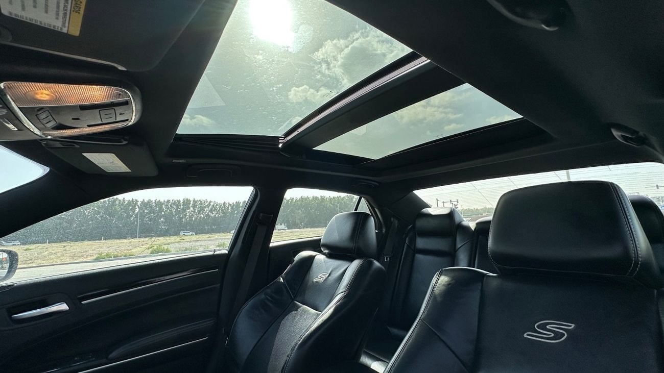 Chrysler 300s 5.7L Hemi V8