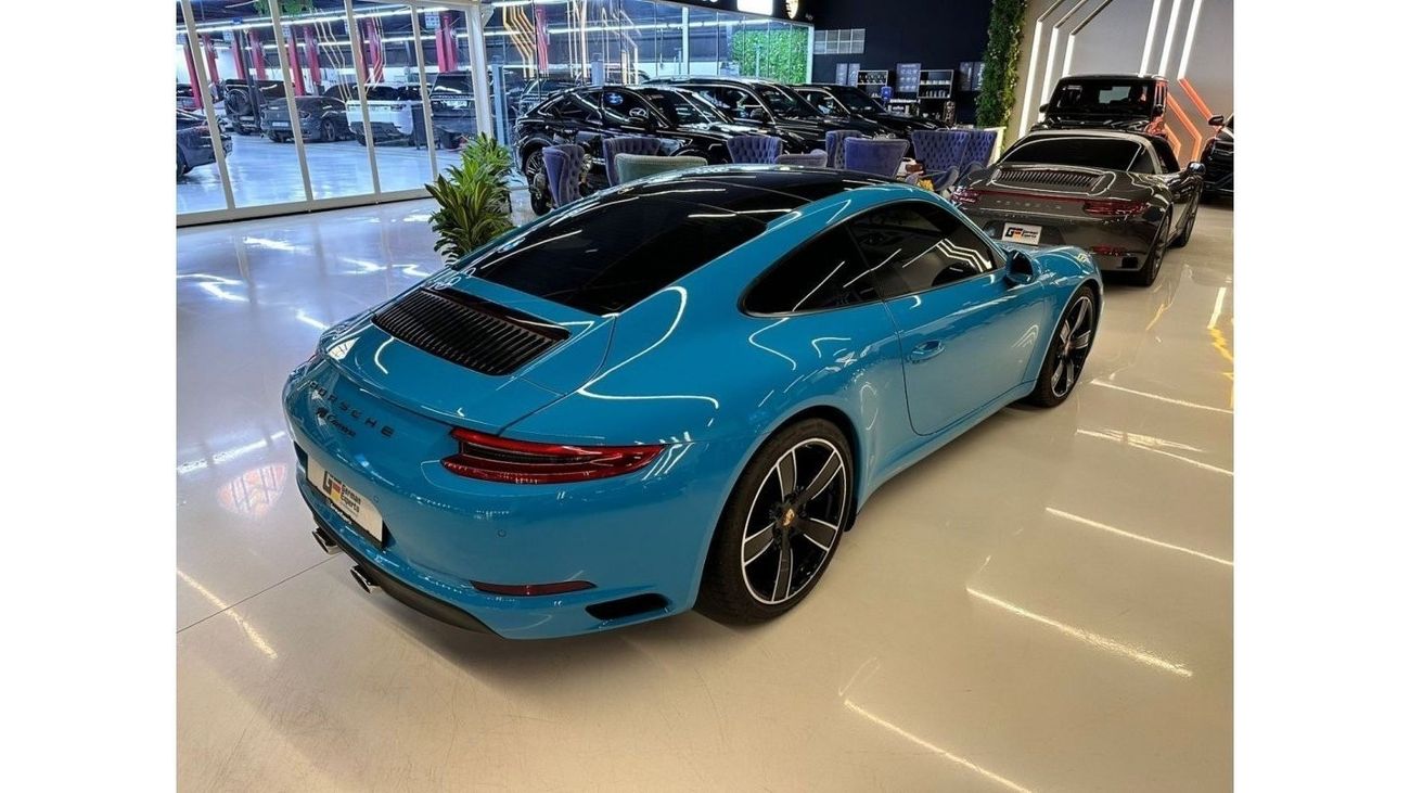 بورش 911 كاريرا 4
