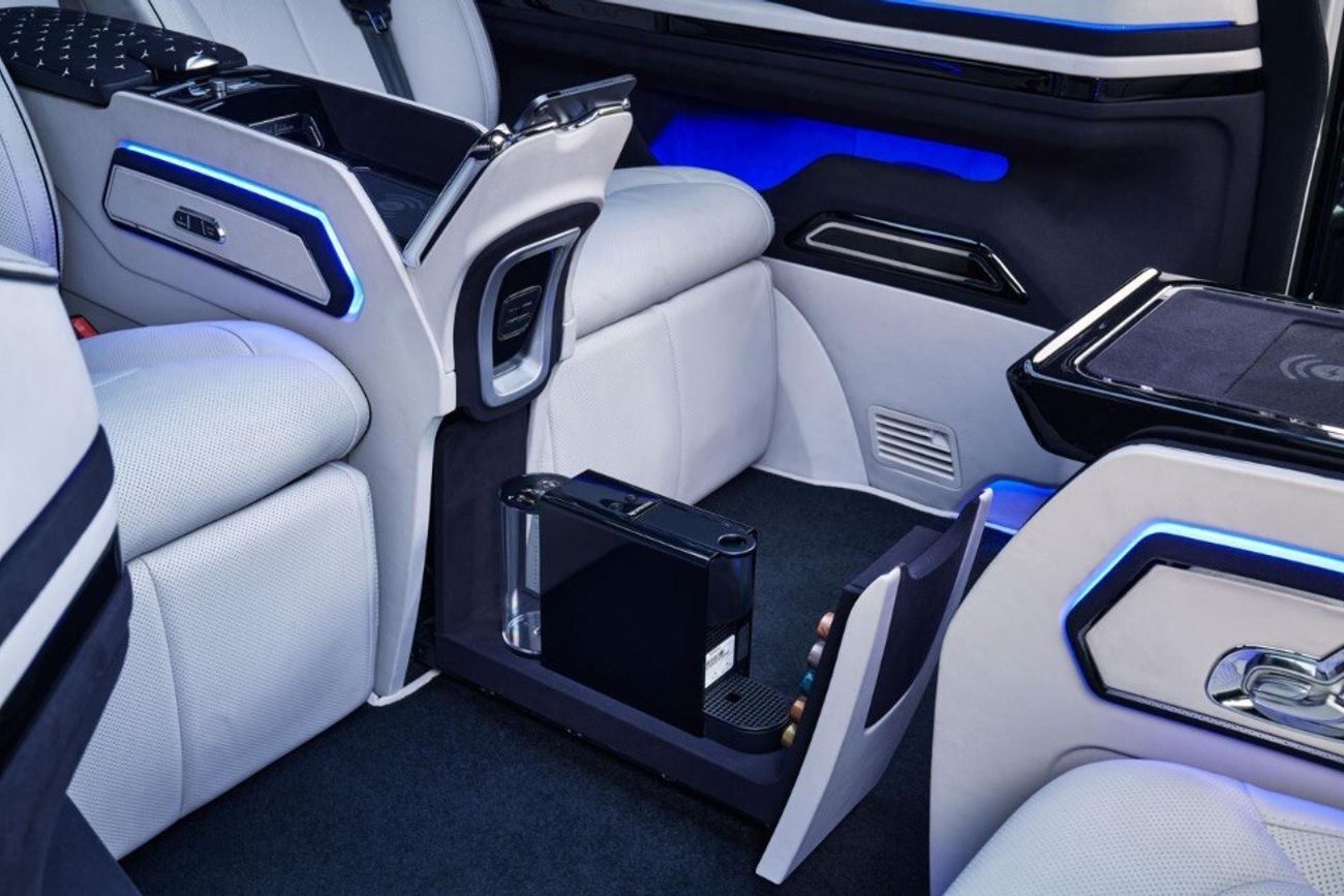 Mercedes-Benz V 250 B6 LEVEL ARMORED VVIP MERCEDES V250 GCC with VB Air Suspension - 2 Years Warranty by VLINE Design