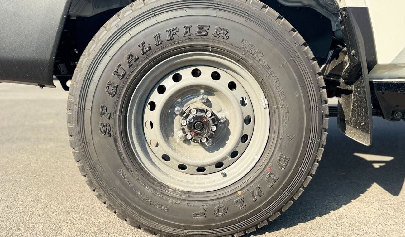 Toyota Land Cruiser 70 LC 78 HARDTOP 4.0L MT LC 78 4.0L GASOLINE MANUAL TRANSMISSION MODEL YEAR 2026