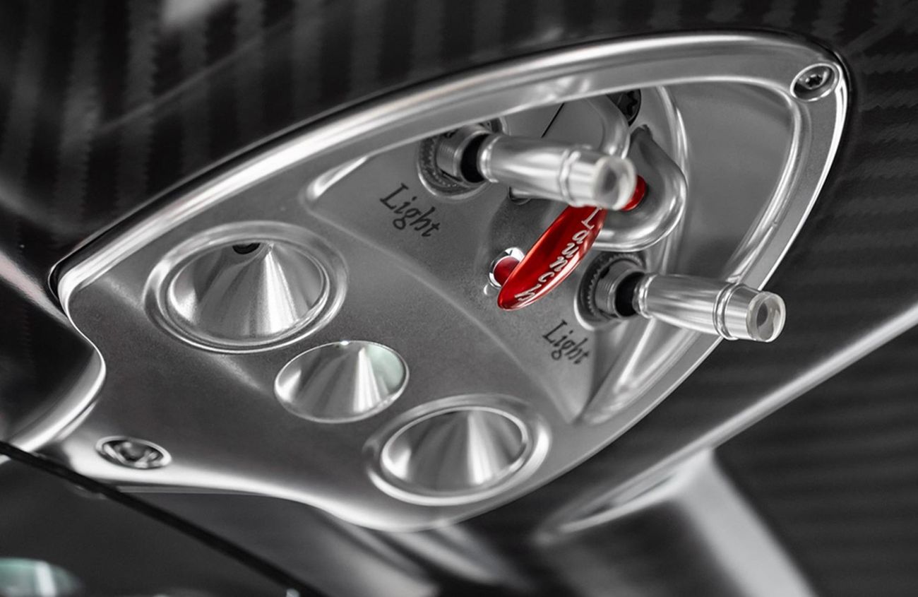 Pagani Huayra 6.0L V-12 Twin-Turbocharged Engine