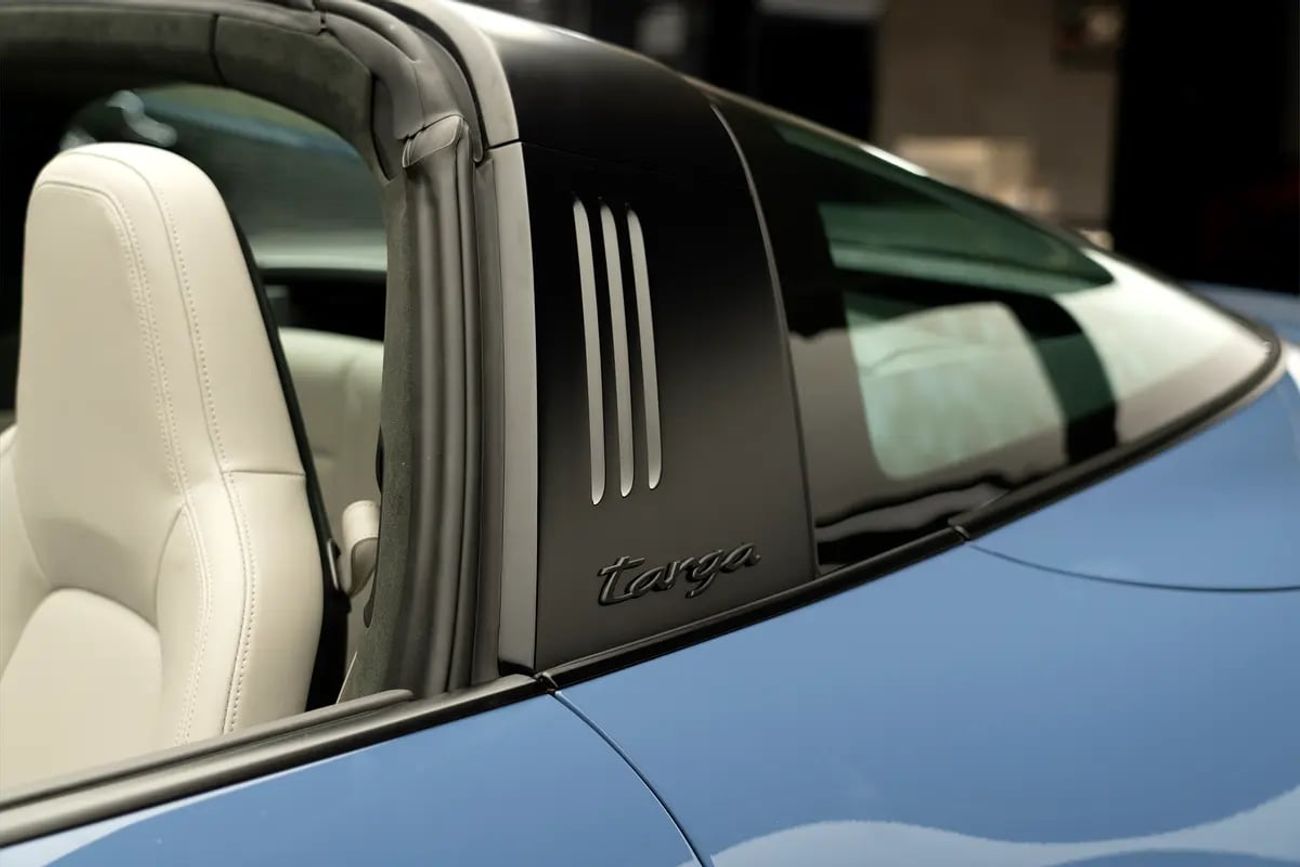 Porsche 911 PORSCHE | 992 TARGA 4 GTS | 2024MY | PTS COLOUR | DEALER WARRANTY Targa 4GTS 3.0L (450 HP)