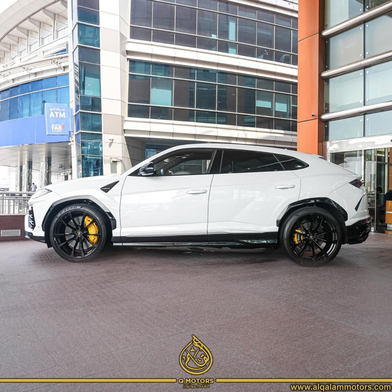 Lamborghini Urus Std