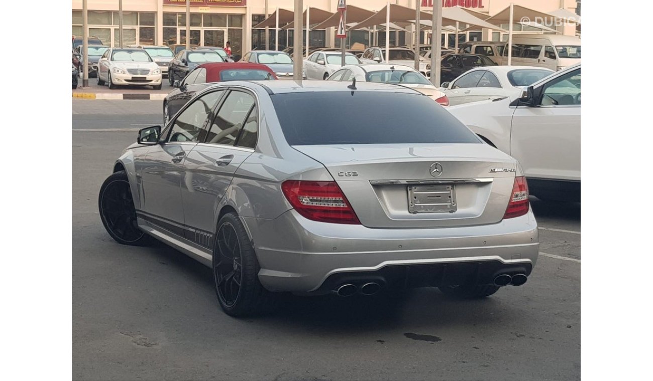 Mercedes-Benz C 63 AMG 2009Japan car prefect condition low mileage full option sun roof leather interi