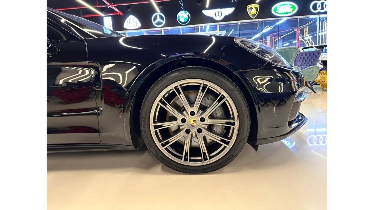 Porsche Panamera PANAMERA 4S 2018/ GCC /2 YEARS WARRANTY AND SERVICE