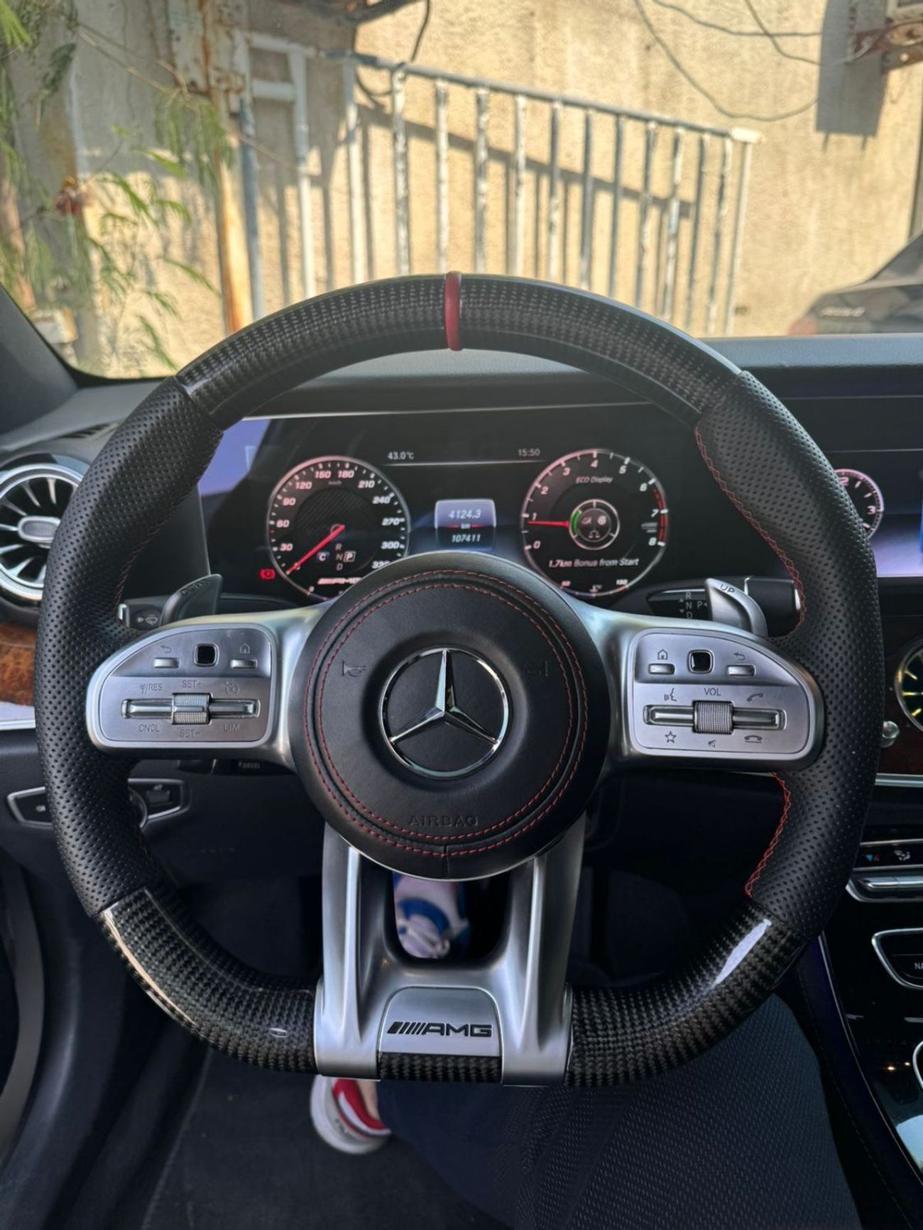 مرسيدس بنز E300