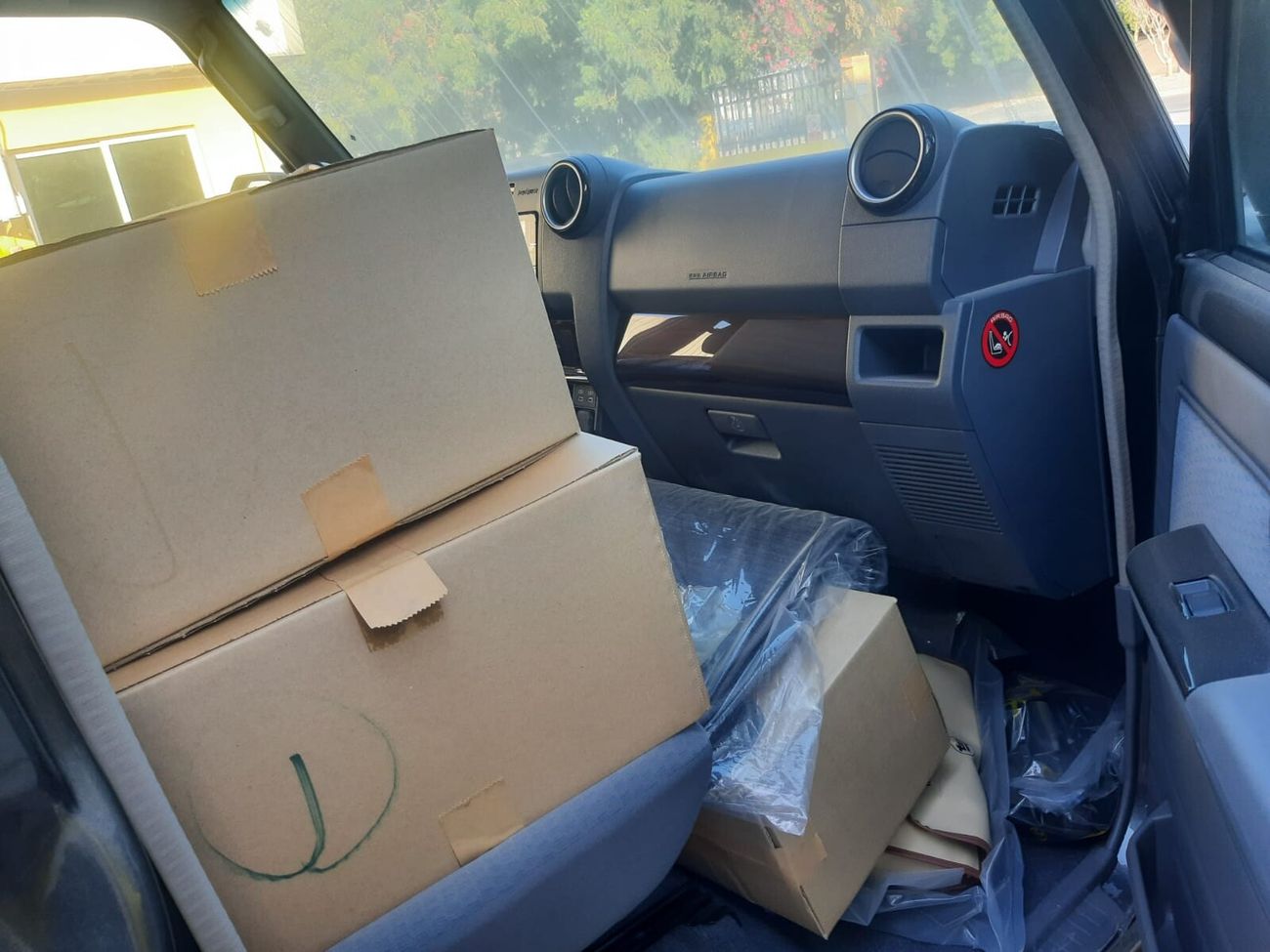 تويوتا لاند كروزر 70 (LHD) TOYOTA LAND CRUISER LC 76 HARDTOP 4.5L DIESEL5 DOORS FULL OPTION