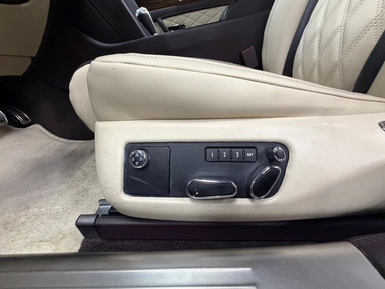 بنتلي فلاينج سبور