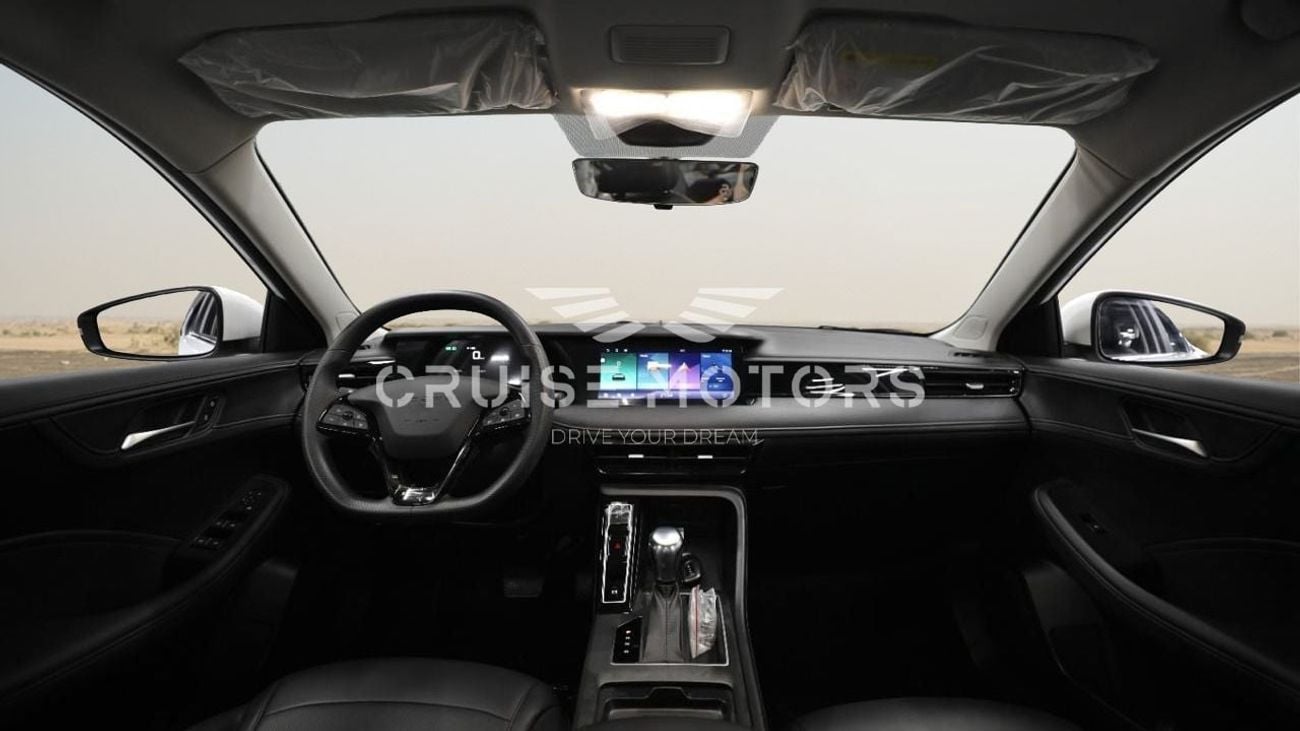 Roewe I5 Deluxe Version . Petrol . Automatic . 5 seats . 4 doors