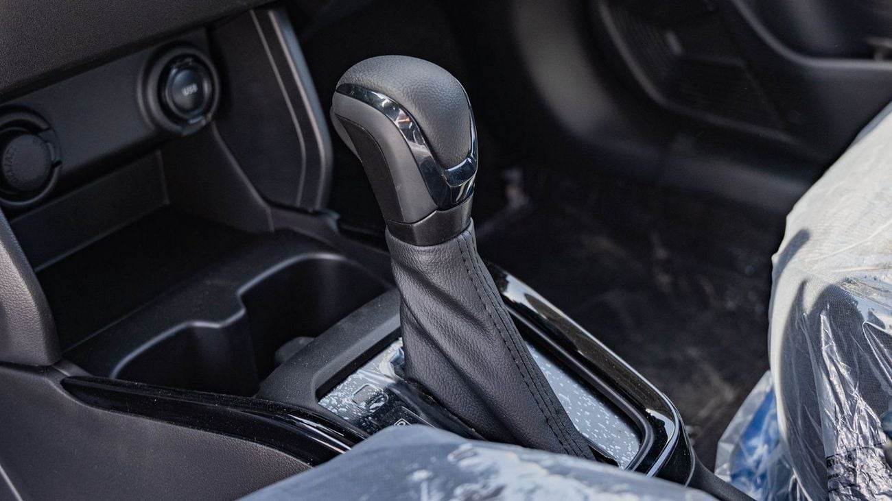 سوزوكي سويفت 2025 Suzuki Swift 1.2L GLX CVT