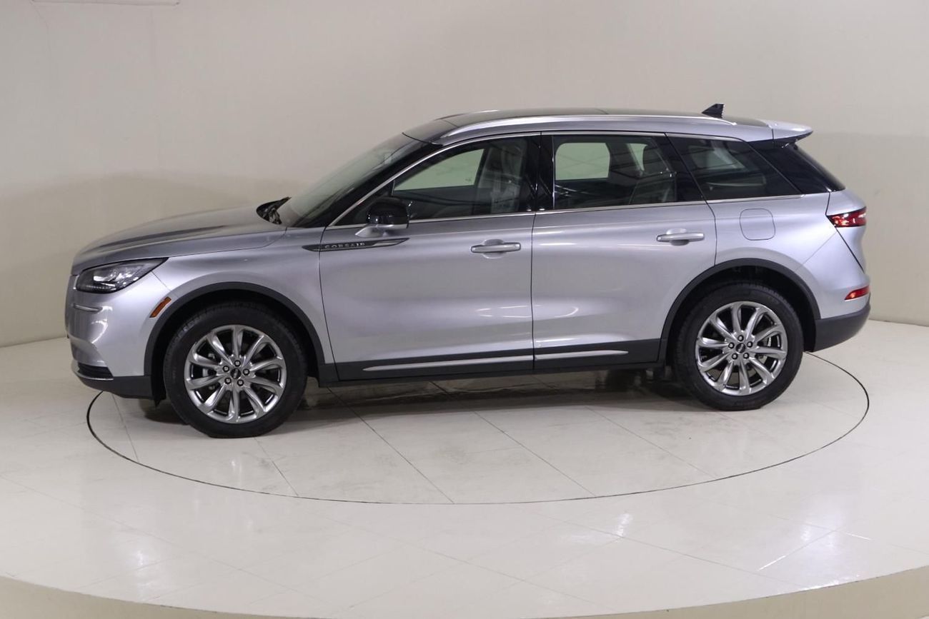 Lincoln Corsair COR222 / FREE Insurance + Registration / AL TAYER MOTORS / AL QOUZ SHOWROOM