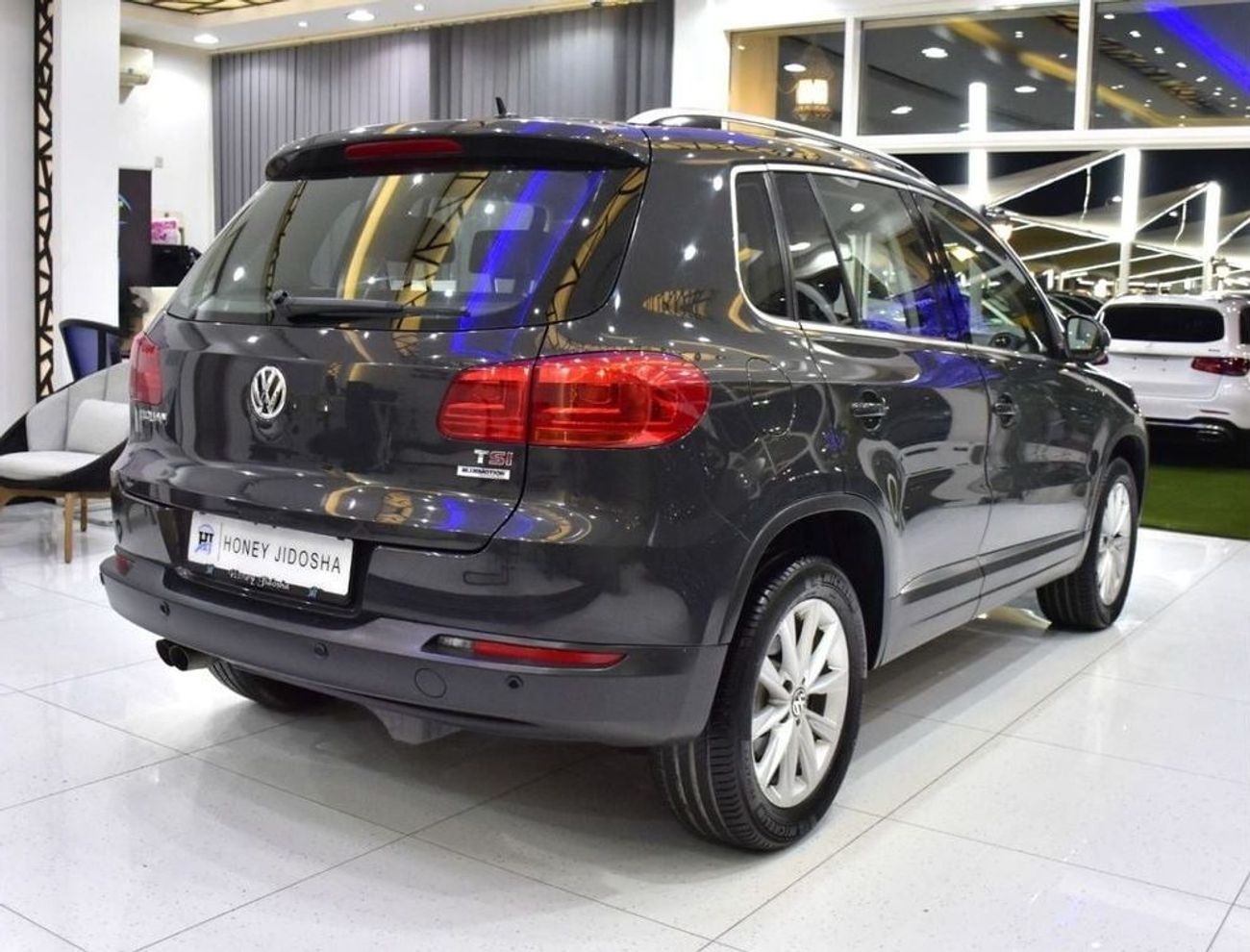 Volkswagen Tiguan EXCELLENT DEAL for our Volkswagen Tiguan 1.4L ( 2016 Model ) in Grey Color GCC Specs