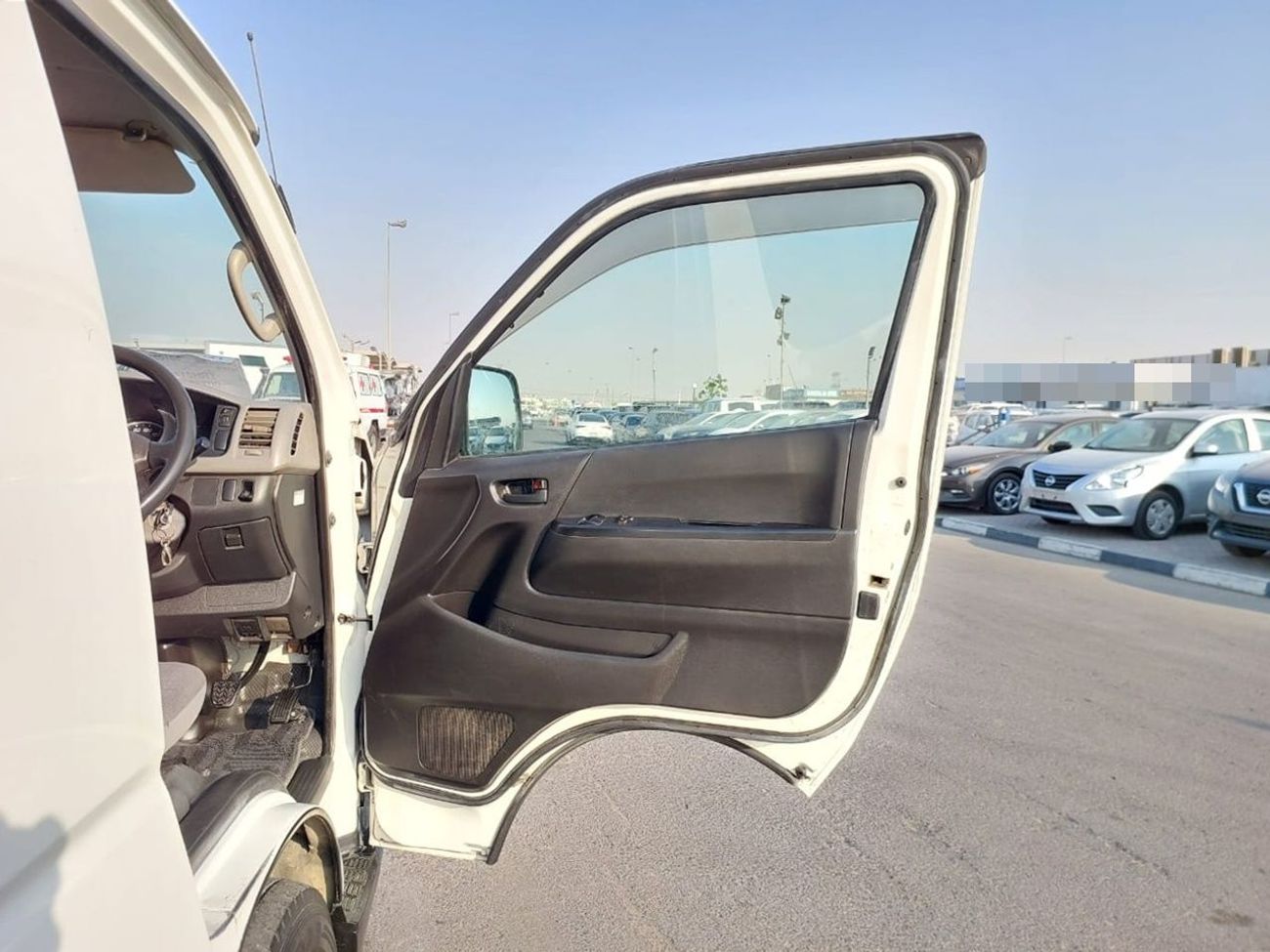 تويوتا هاياس TOYOTA HIACE WAGON VAN 2011 RHD 2.7 L PETROL AUTOMATIC (PM23267)